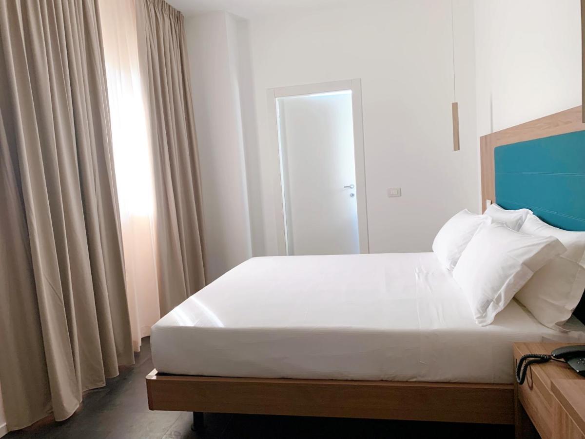V Hotel 안코나 외부 사진