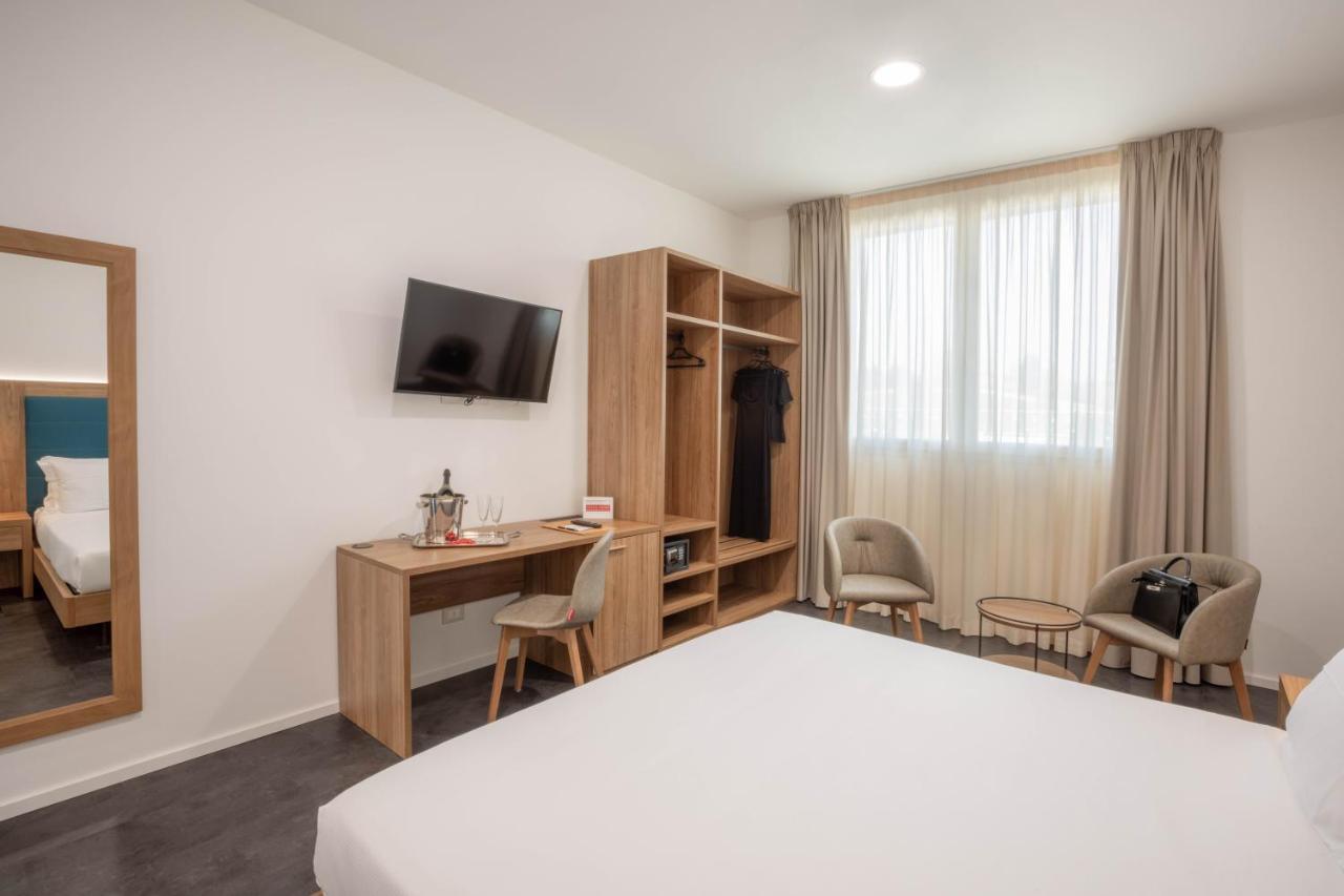 V Hotel 안코나 외부 사진